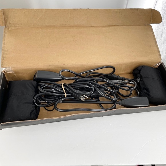 Intertek Halogen Lights for Trade Show Booth, 200W, Model # 16348B-1 - Picture 6 of 10